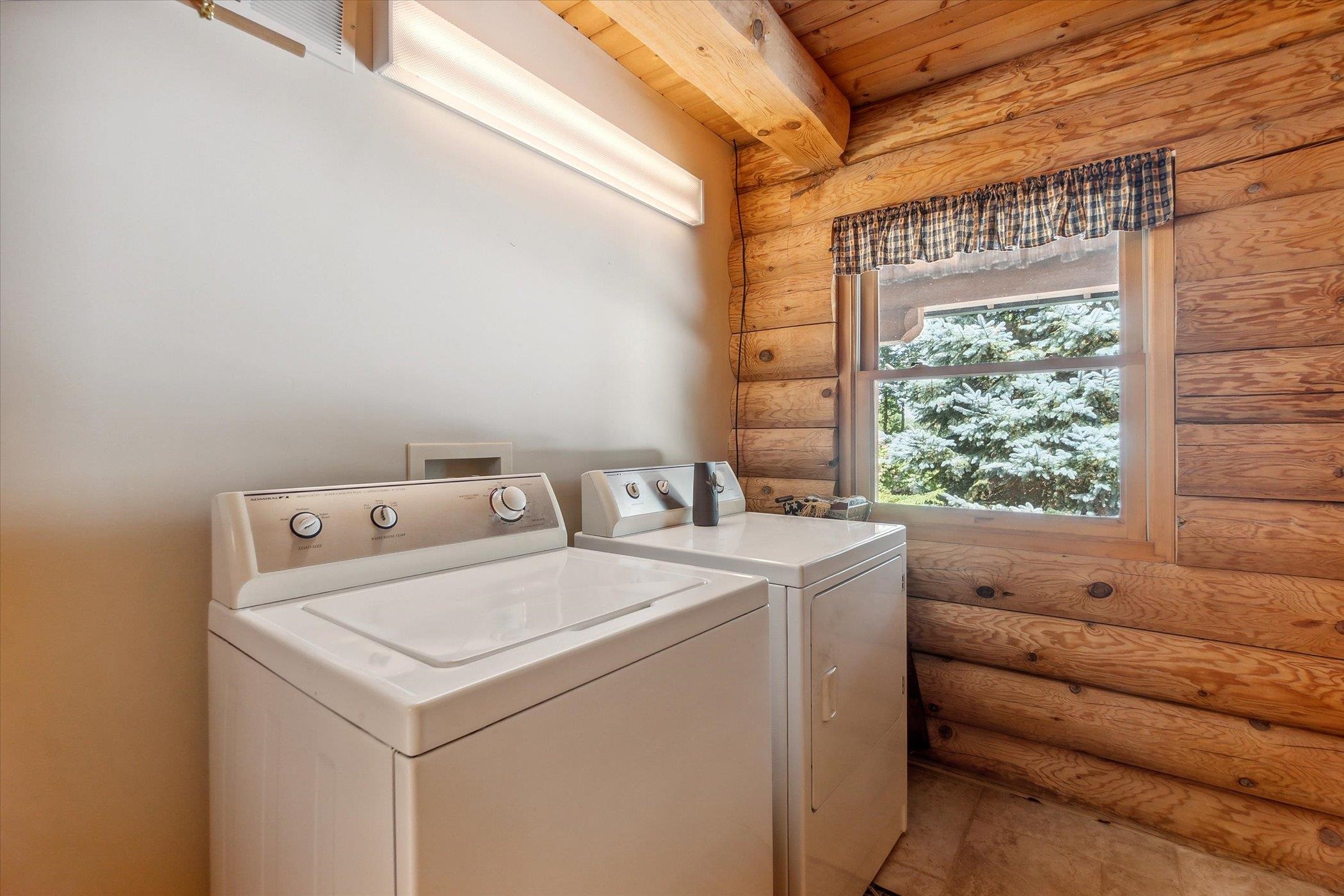 5703 Peet Road Chesaning, MI 48616 - Photo 23 of 73 50153586-506fc3c1-cc73-4d9c-bbb6-3b04475d9c25.JPG
