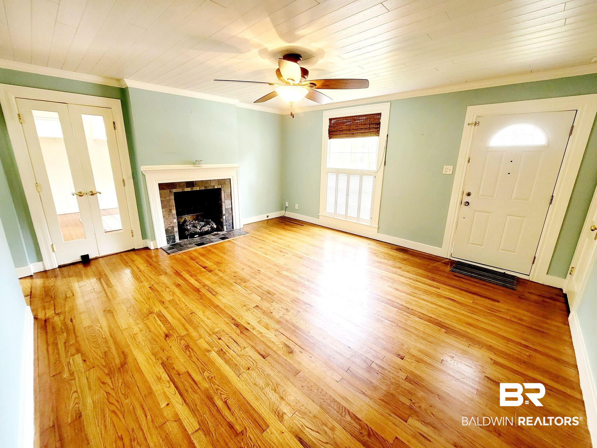 2005 Emogene Street Mobile, AL 36606 - Photo 9 of 32