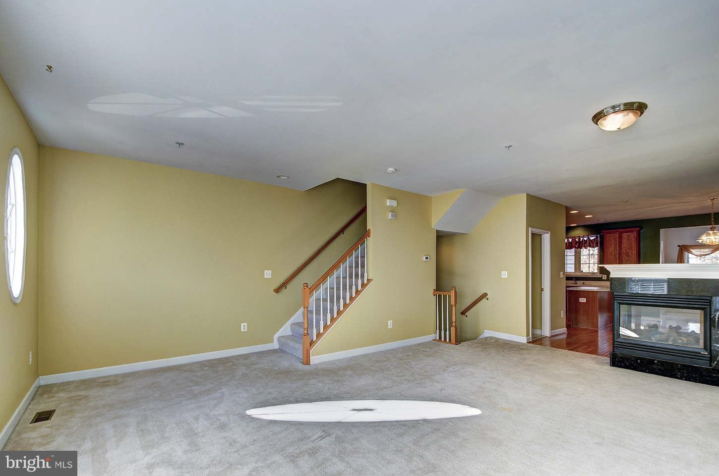 8122 Mississippi Road Laurel, MD 20724 - Photo 13 of 30 Living Room