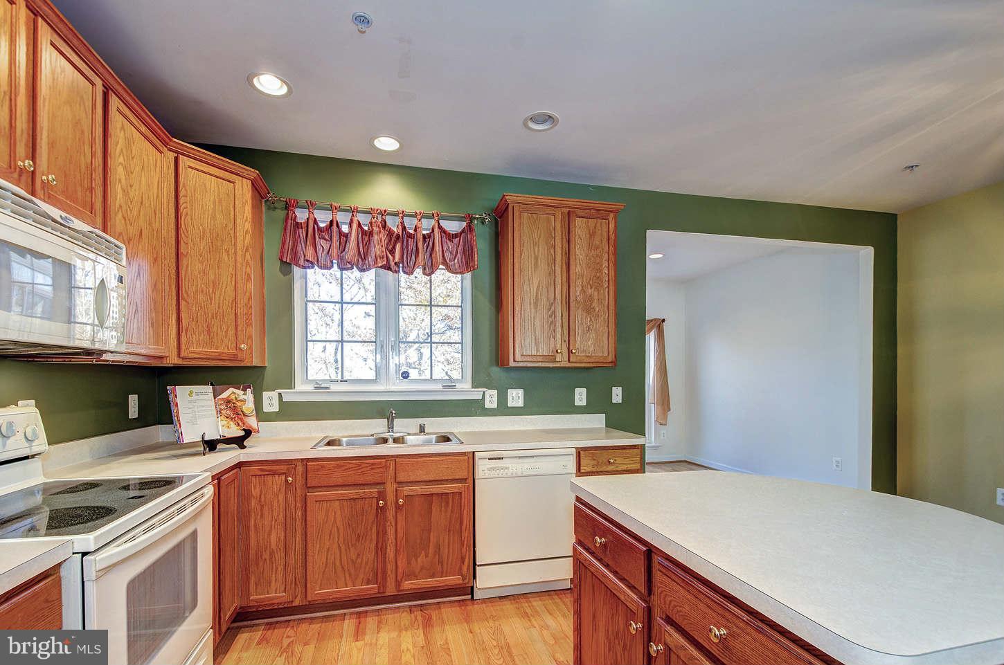 8122 Mississippi Road Laurel, MD 20724 - Photo 4 of 30 Kitchen