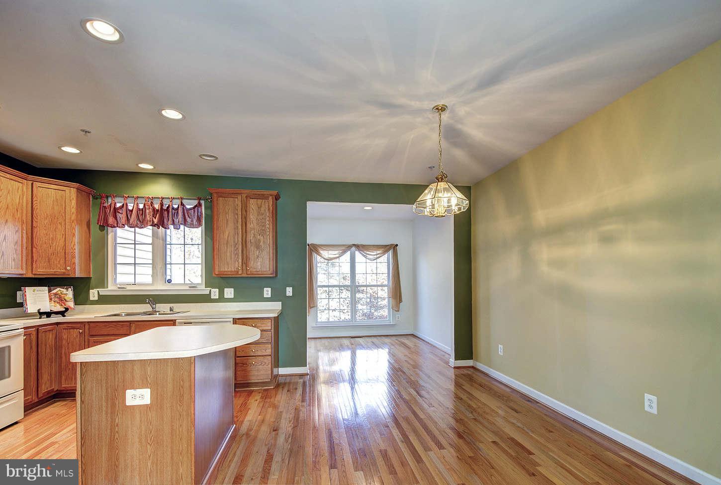 8122 Mississippi Road Laurel, MD 20724 - Photo 6 of 30 Kitchen