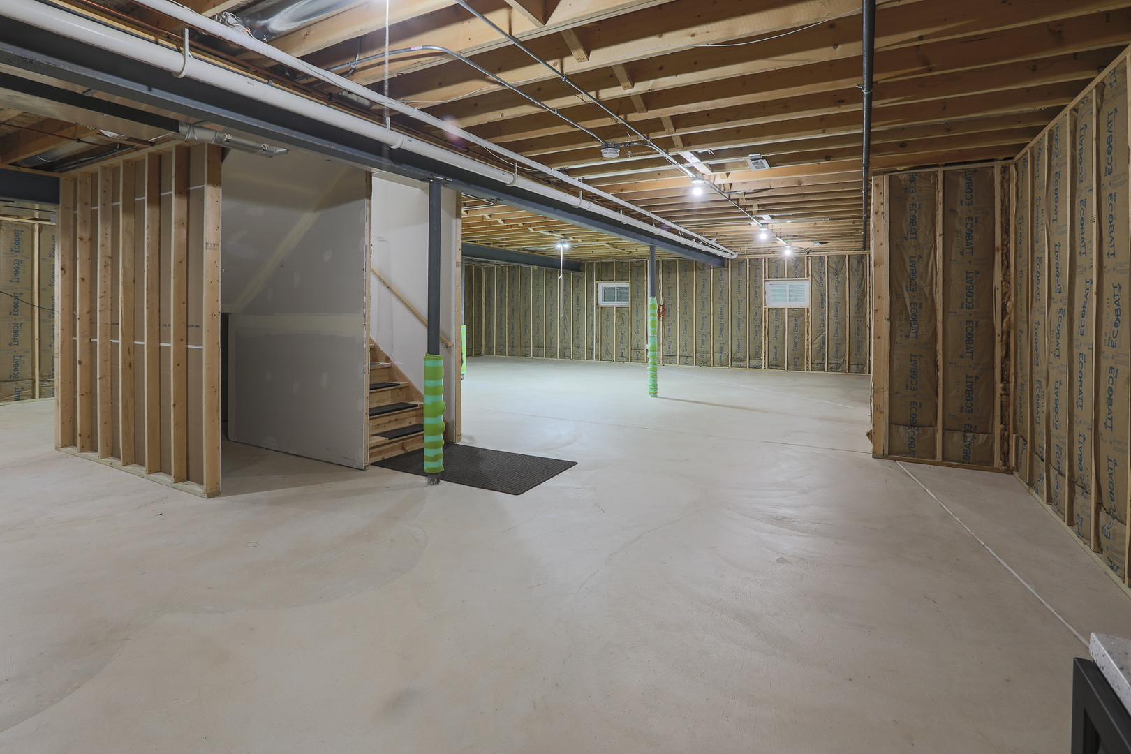 7820 South County Line Road Burr Ridge, IL 60527 - Photo 35 of 40 a view of empty room with wooden walls