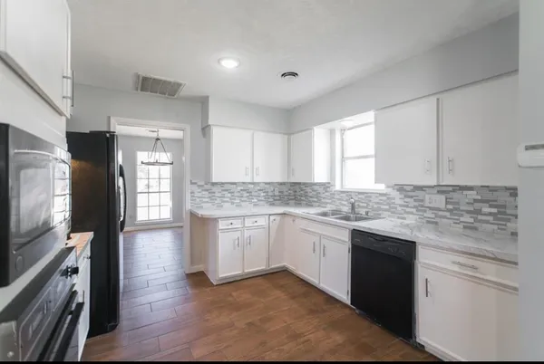 $2,100 | 8503 Braes River Drive, Houston, TX 77074