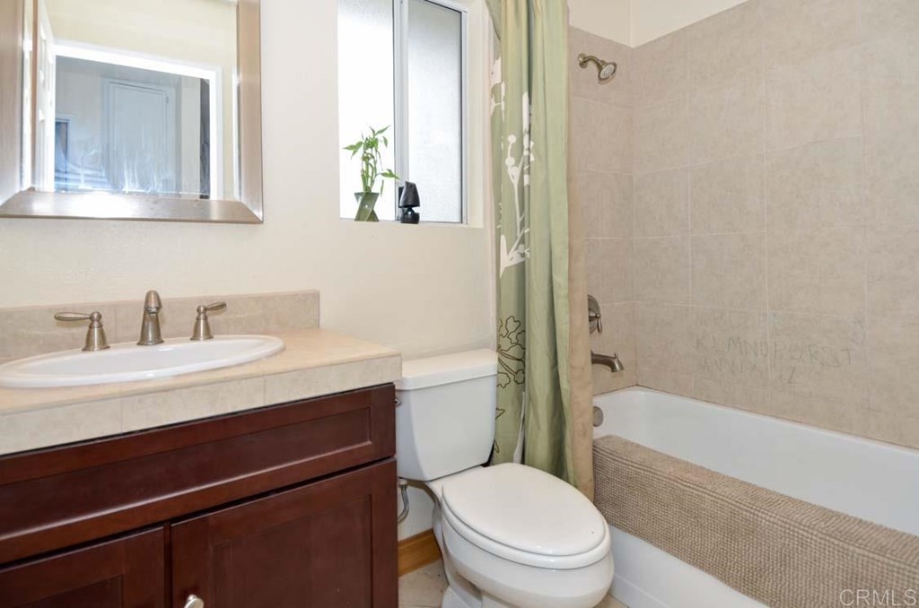 882 Sunningdale Drive Oceanside, CA 92057 - Photo 5 of 5