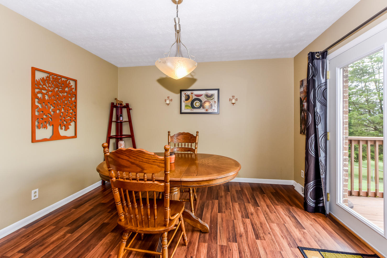 121 Alpine Drive Corryton, TN 37721 - Photo 12 of 29 Dining room
