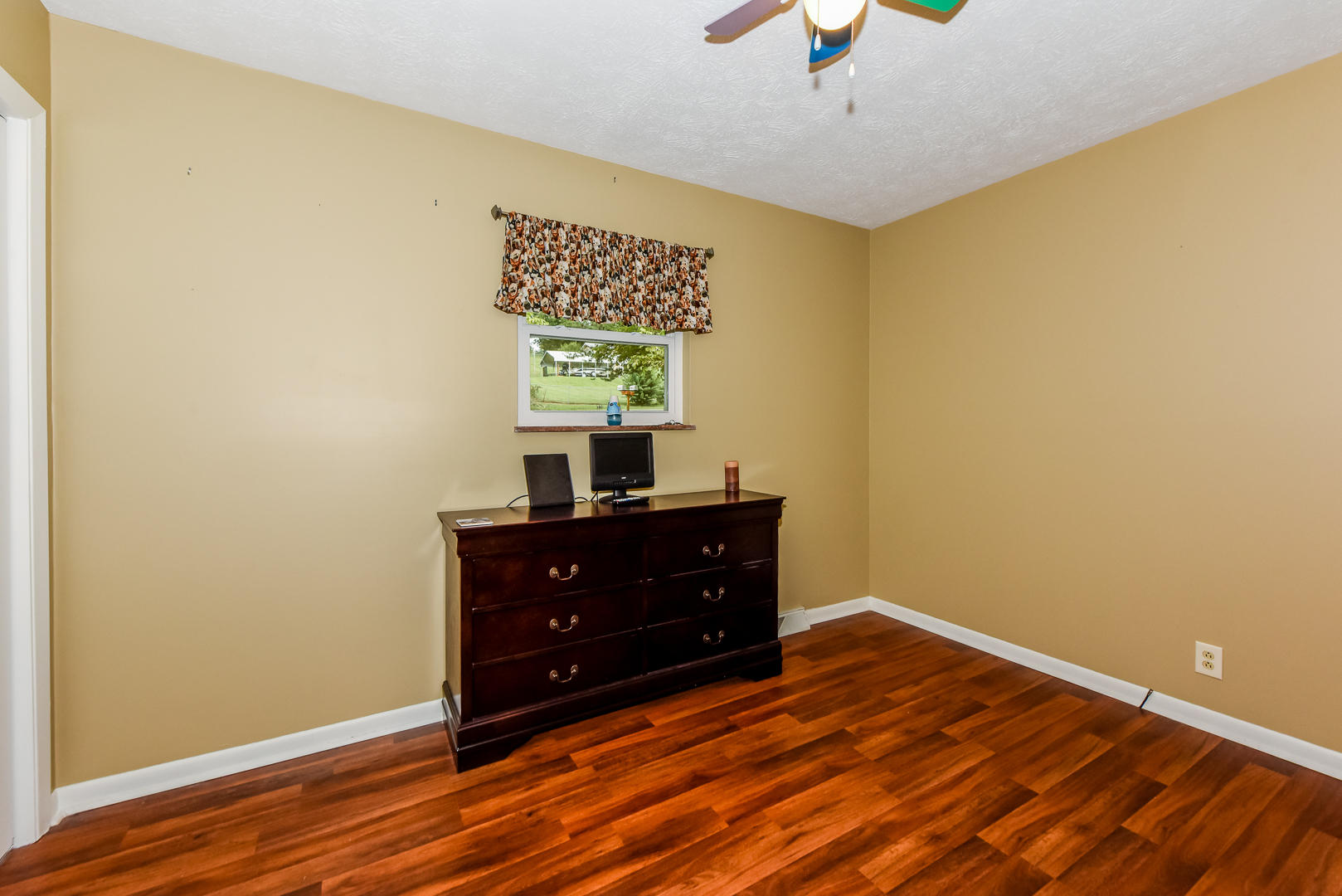 121 Alpine Drive Corryton, TN 37721 - Photo 15 of 29 Bedroom #1