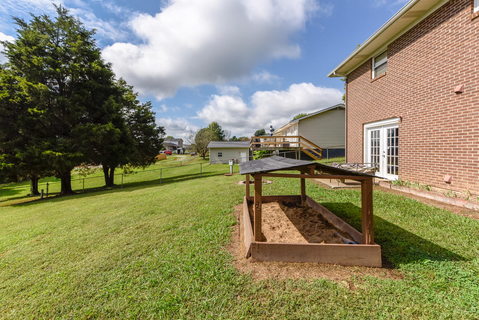 121 Alpine Drive Corryton, TN 37721 - Photo 25 of 29 Huge fence backyard