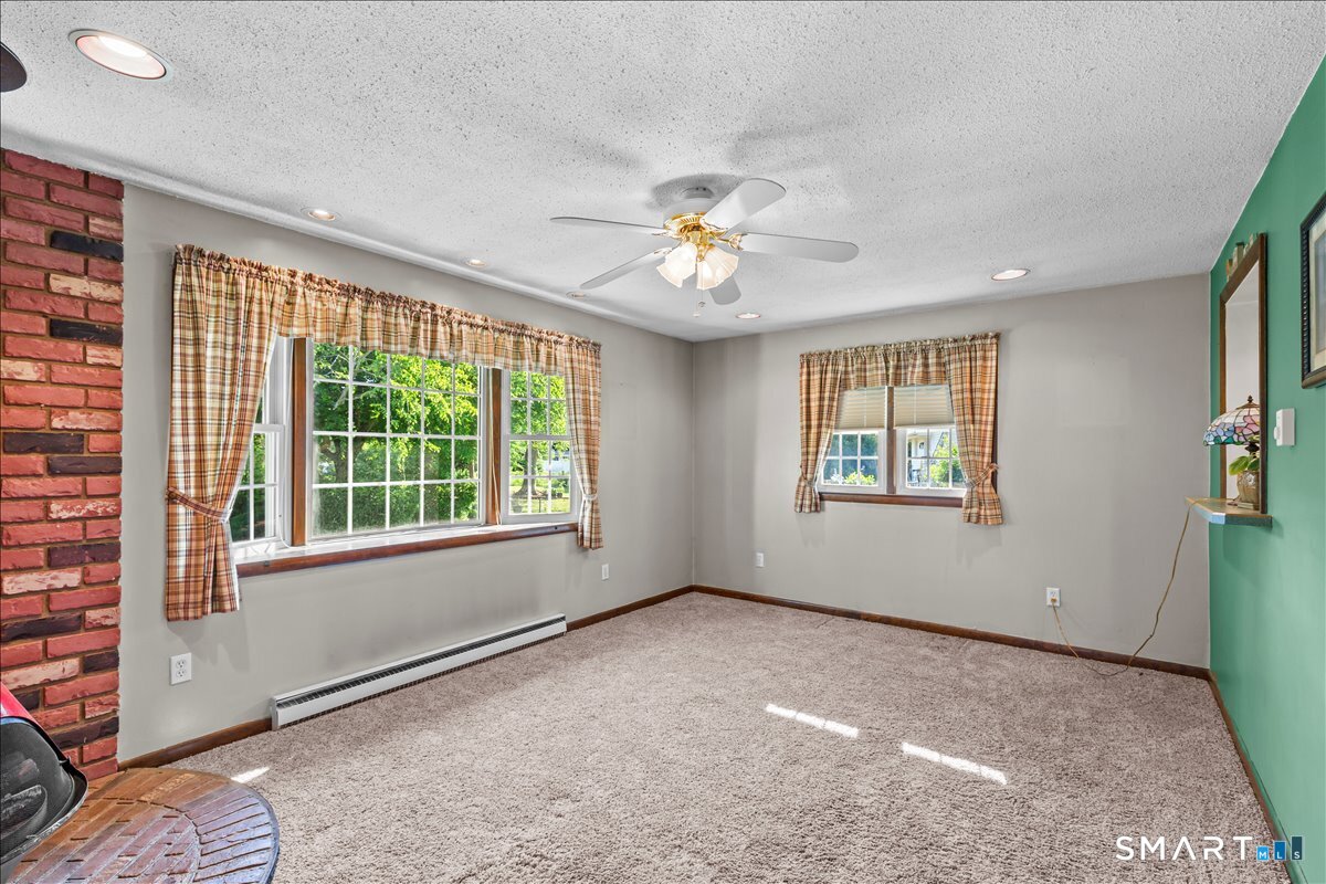 53 Blakeslee Road Wallingford, CT 06492 - Photo 10 of 37