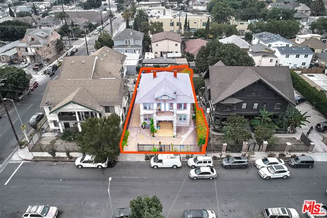 $849,800 | 182 East 35th Street, Los Angeles, CA 90011