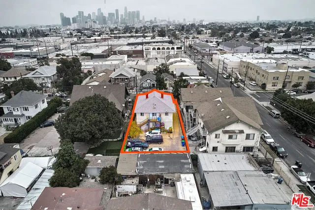 $849,800 | 182 East 35th Street, Los Angeles, CA 90011