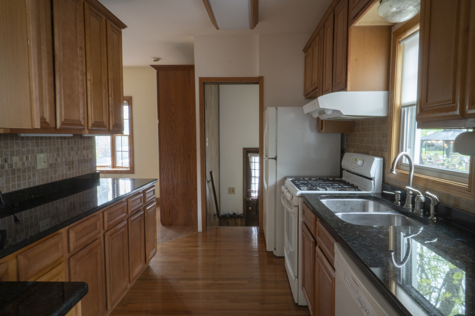 18141 Riegel Road Homewood, IL 60430 - Photo 13 of 36
