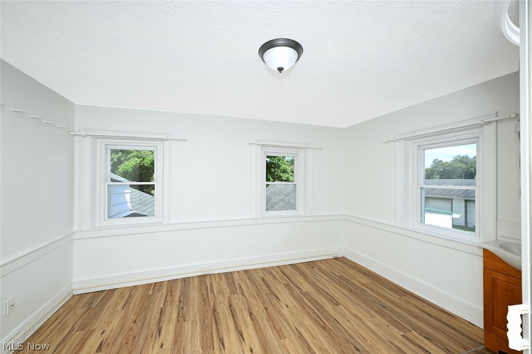 2559 Raber Road Uniontown, OH 44685 - Photo 27 of 41 *MASTER BATHROOM W/EXTRA SPACE TO MAKE THIS AN ADDITIONAL WALK IN CLOSET AND/OR ADD A SOAKER TUB IF WANTED ~