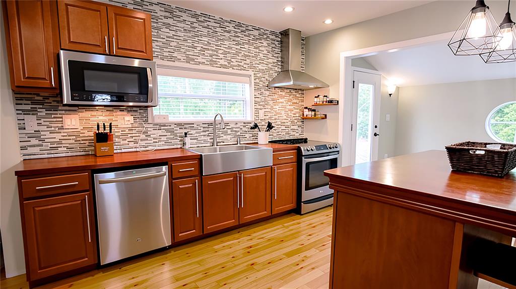 1722 Albemarle Road Clearwater, FL 33764 - Photo 3 of 28 Gallery Image 3