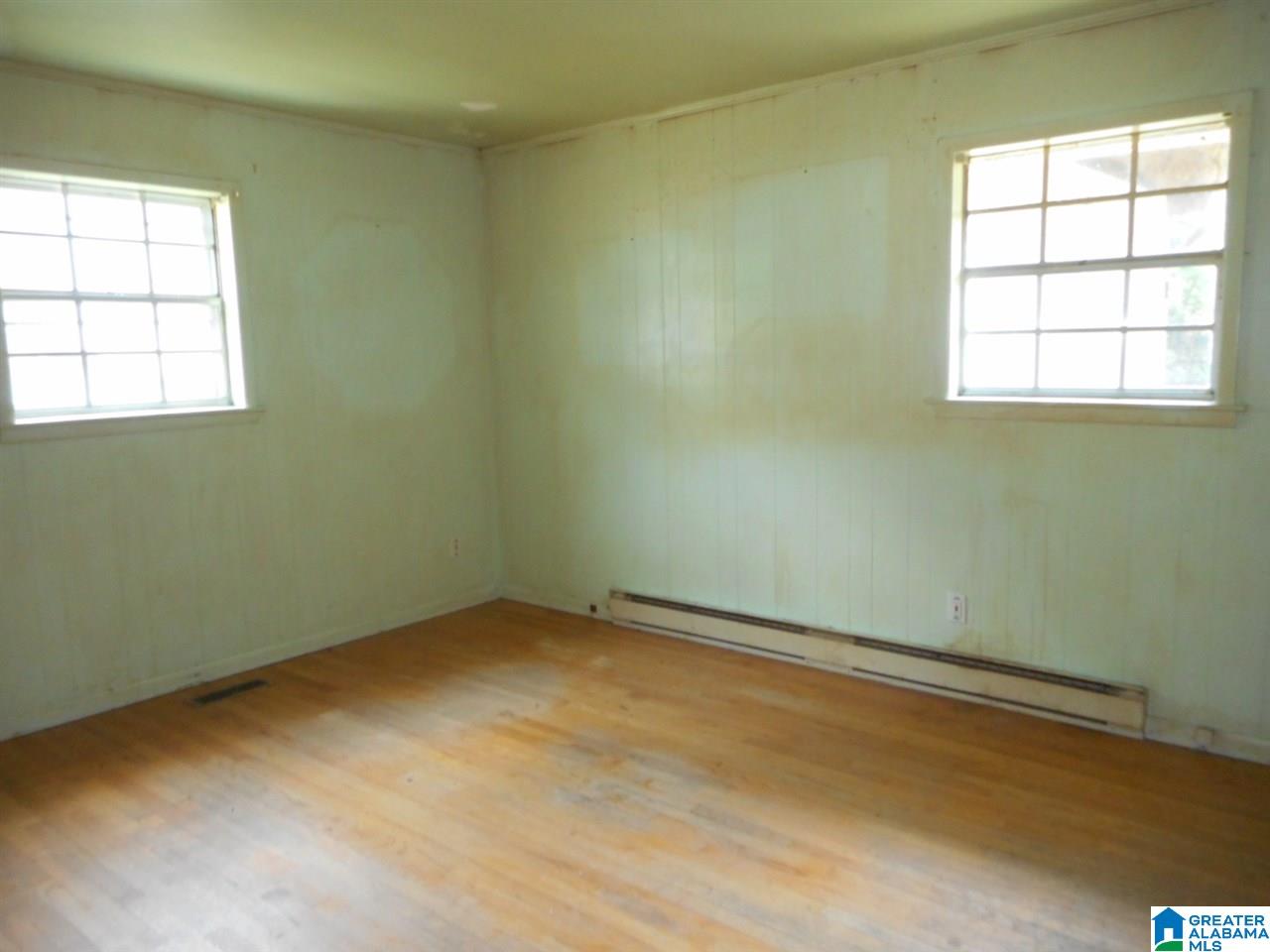 301 2nd Street South Oneonta, AL 35121 - Photo 5 of 21