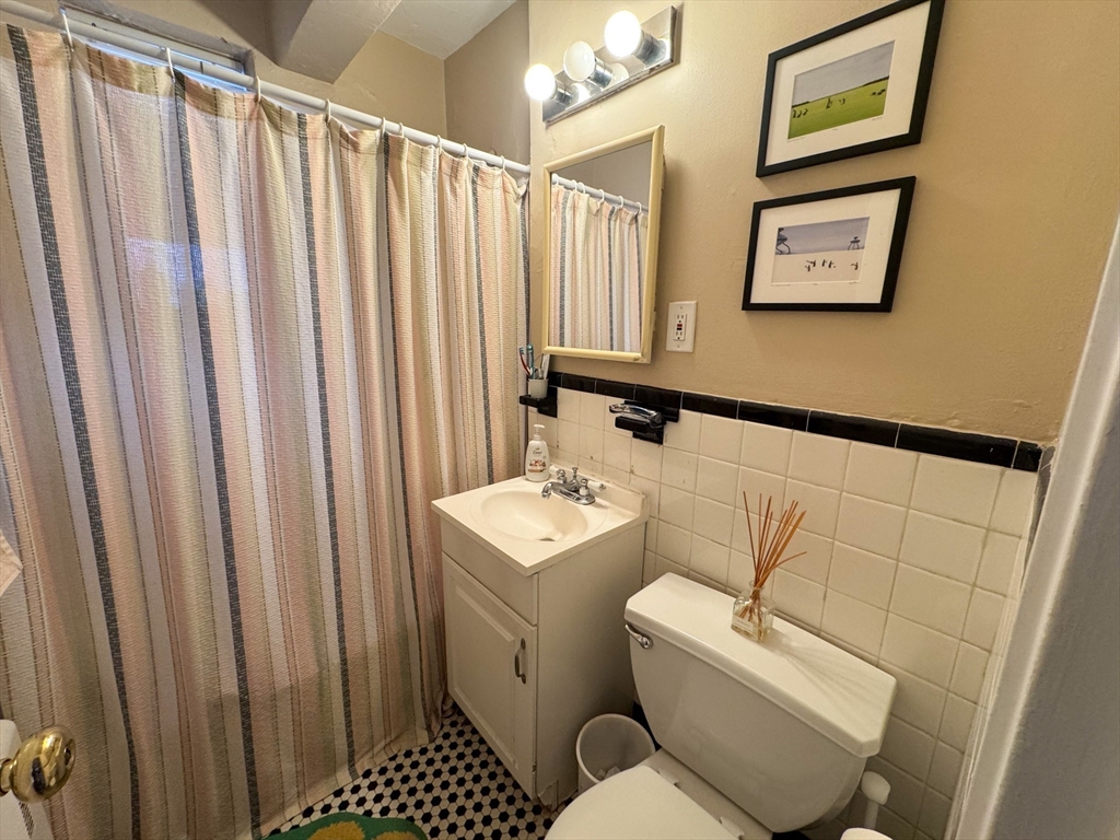 38-1 Dean Road, Unit 1 Brookline, MA 02445 - Photo 7 of 7