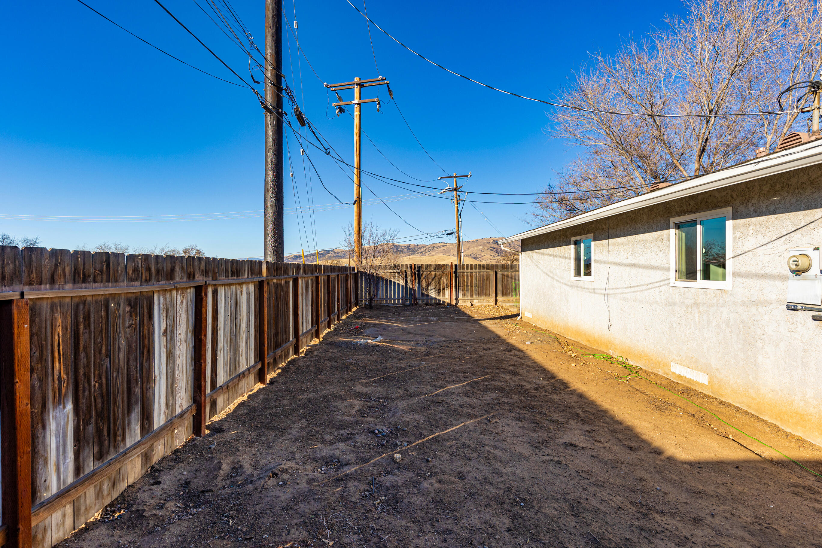 801 Beech Street Tehachapi, CA 93561 - Photo 22 of 24 a view of a balcony with beach