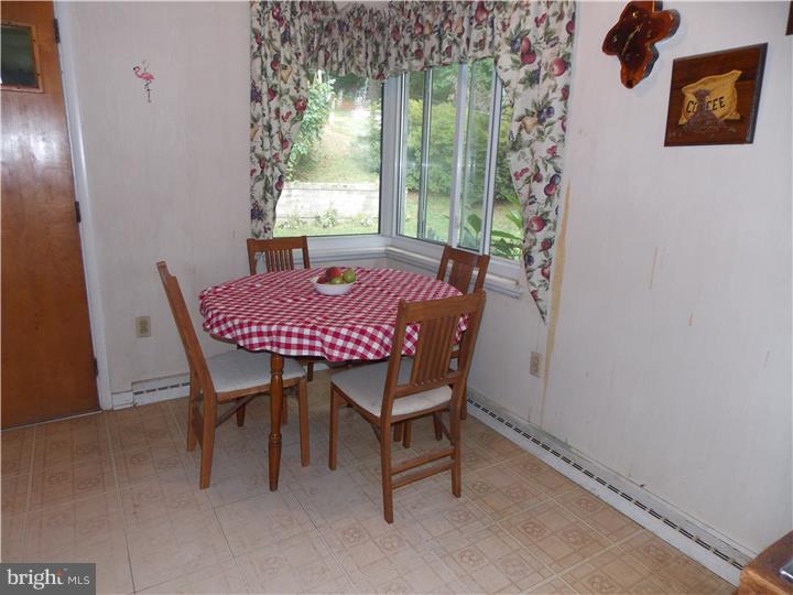 4507 Edges Mill Road Downingtown, PA 19335 - Photo 10 of 23 Breakfast Room