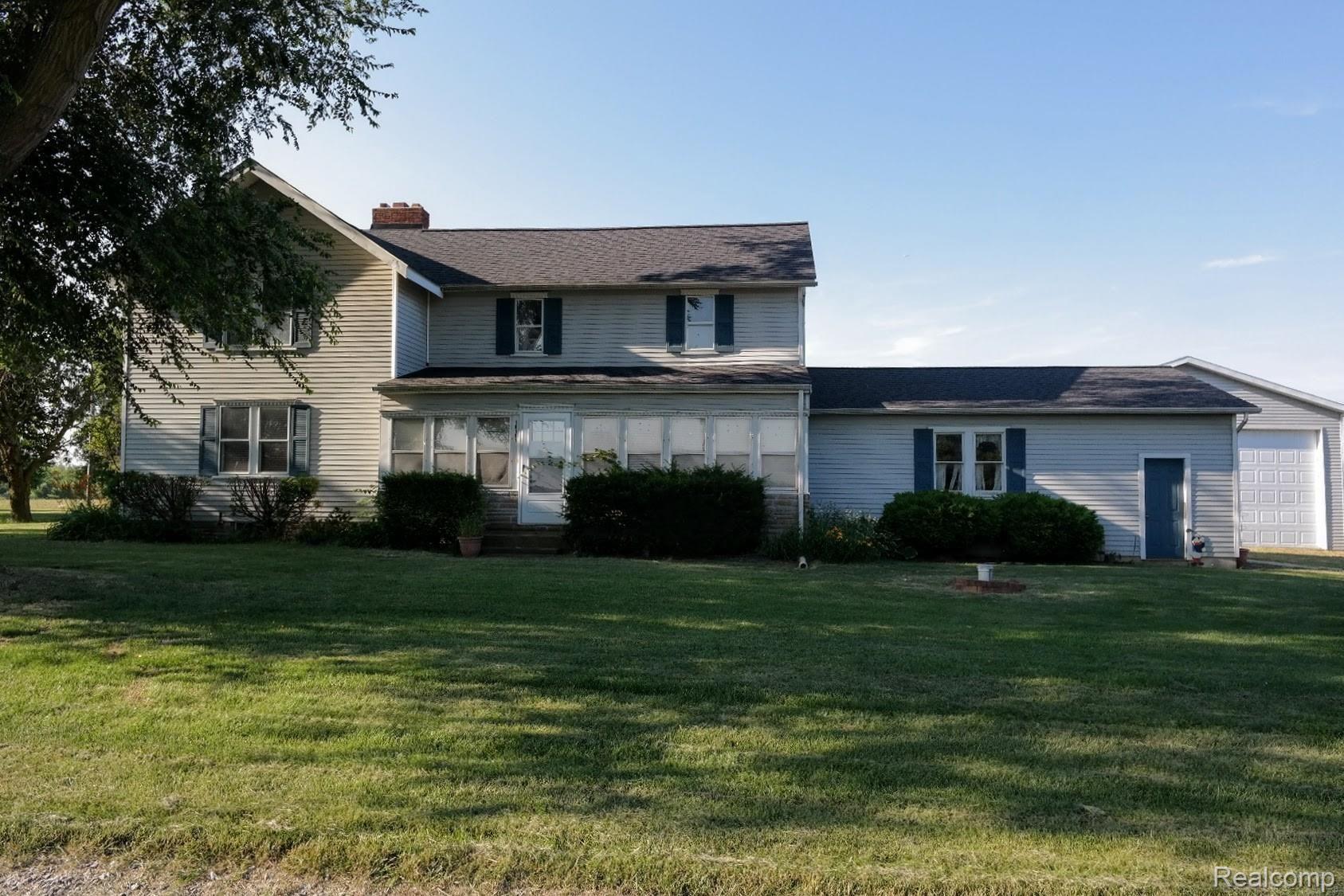 10197 Reid Road Swartz Creek, MI 48473 - Photo 1 of 8 SAM_3670.jpg