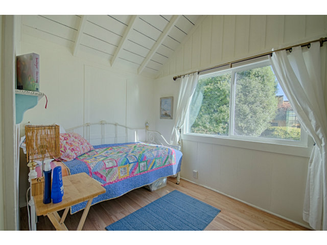 1705 Wharf Road Capitola, CA 95010 - Photo 10 of 16 Gallery Image 10