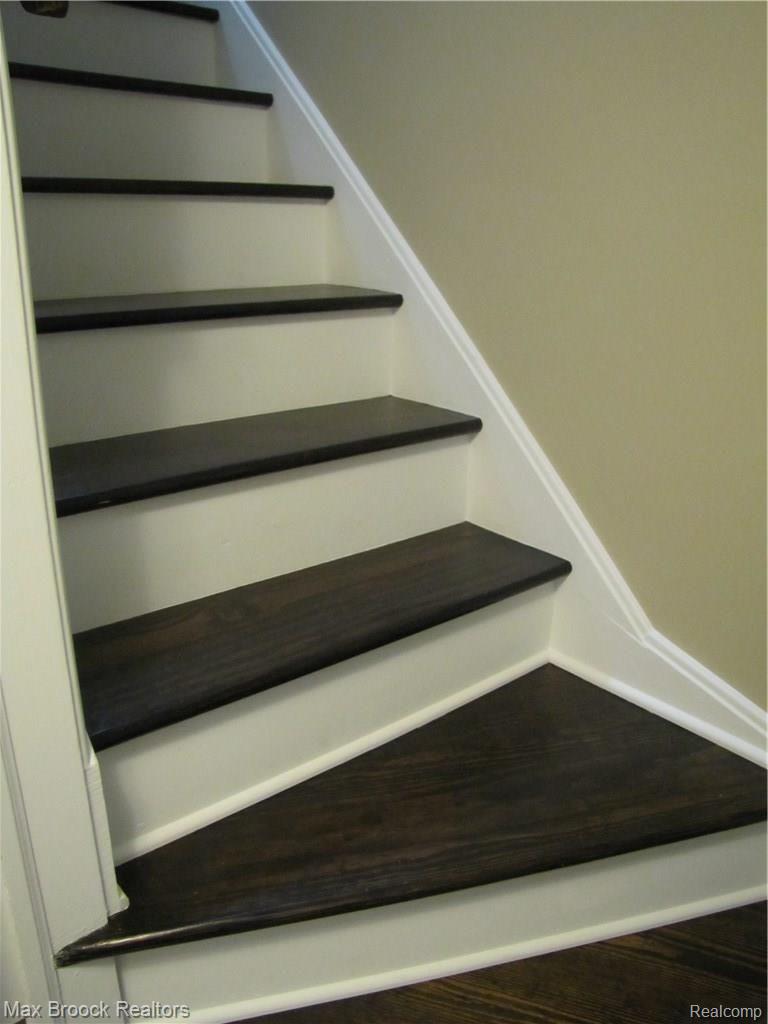 3969 Kenmore Road Berkley, MI 48072 - Photo 16 of 22 Upstairs.JPG