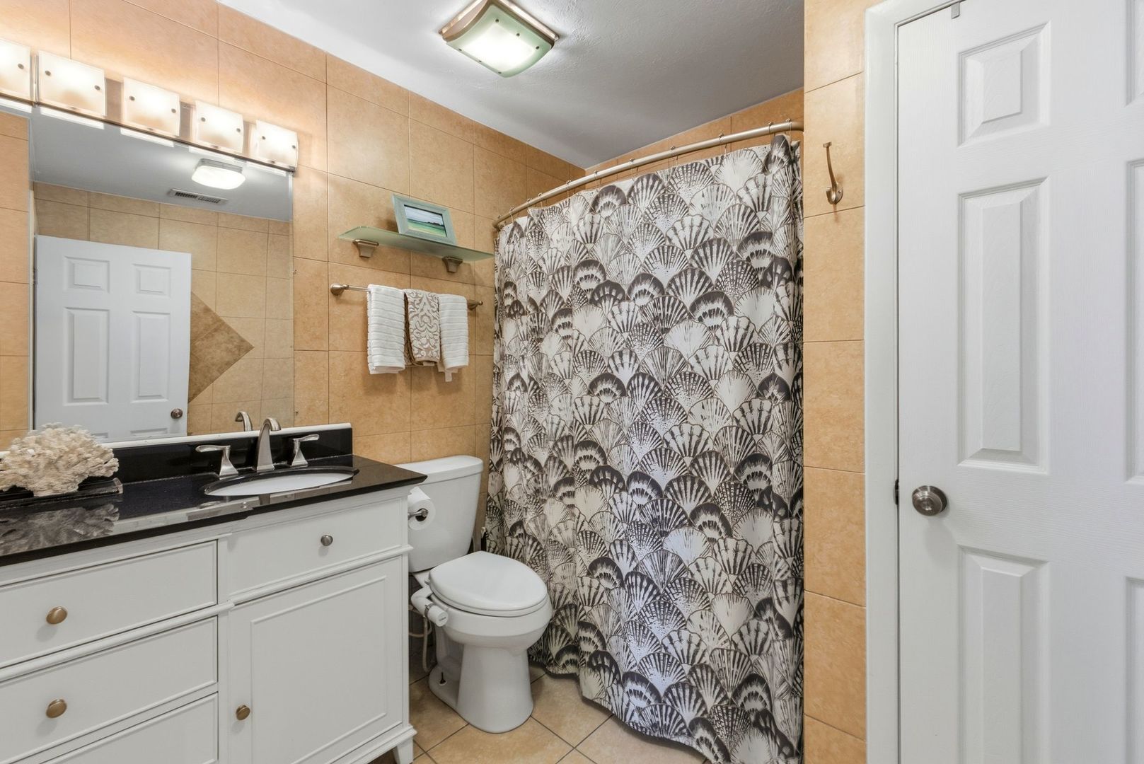 963 Golf Course Road, Unit 5 Crystal Lake, IL 60014 - Photo 12 of 15