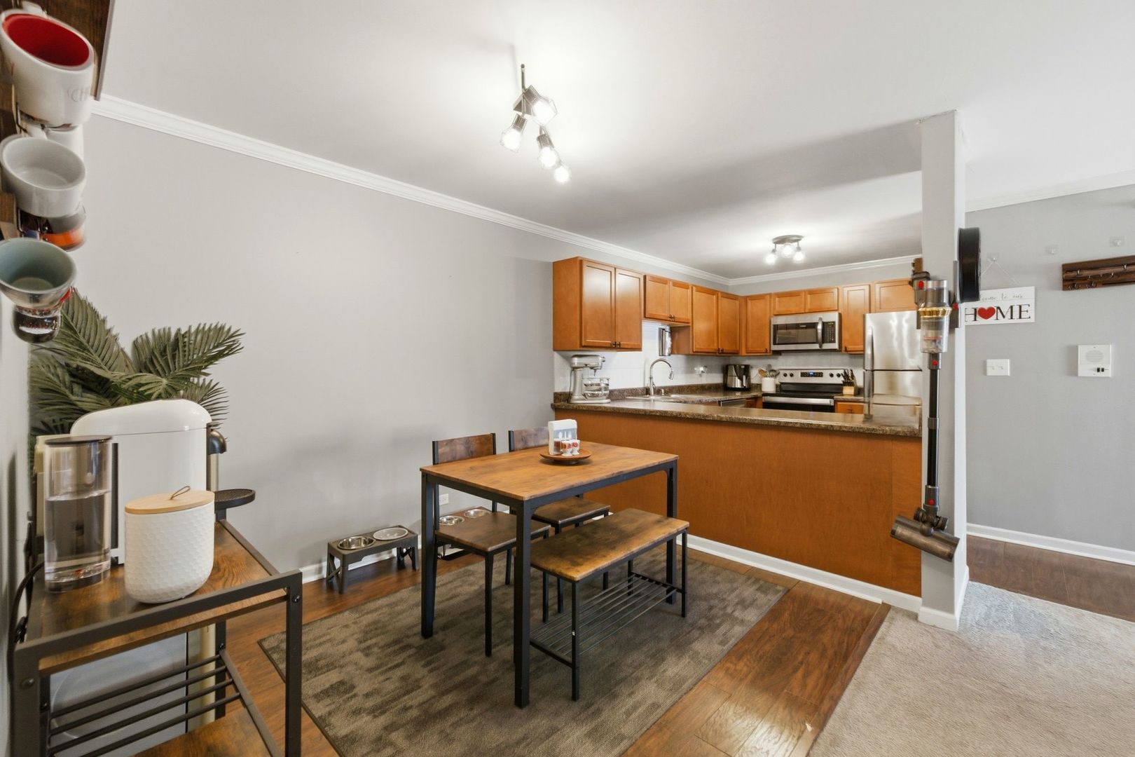 963 Golf Course Road, Unit 5 Crystal Lake, IL 60014 - Photo 7 of 15