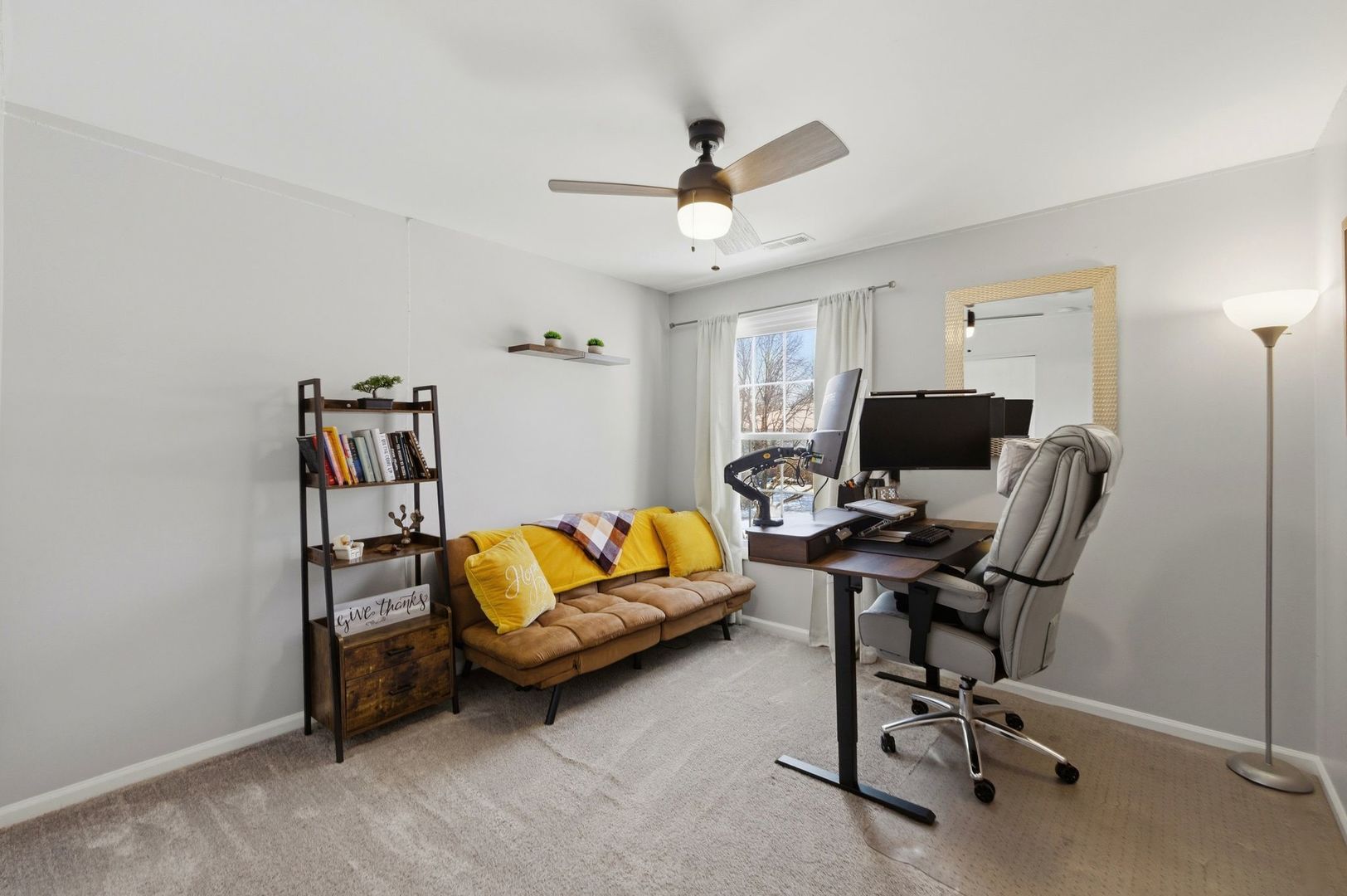 963 Golf Course Road, Unit 5 Crystal Lake, IL 60014 - Photo 10 of 15