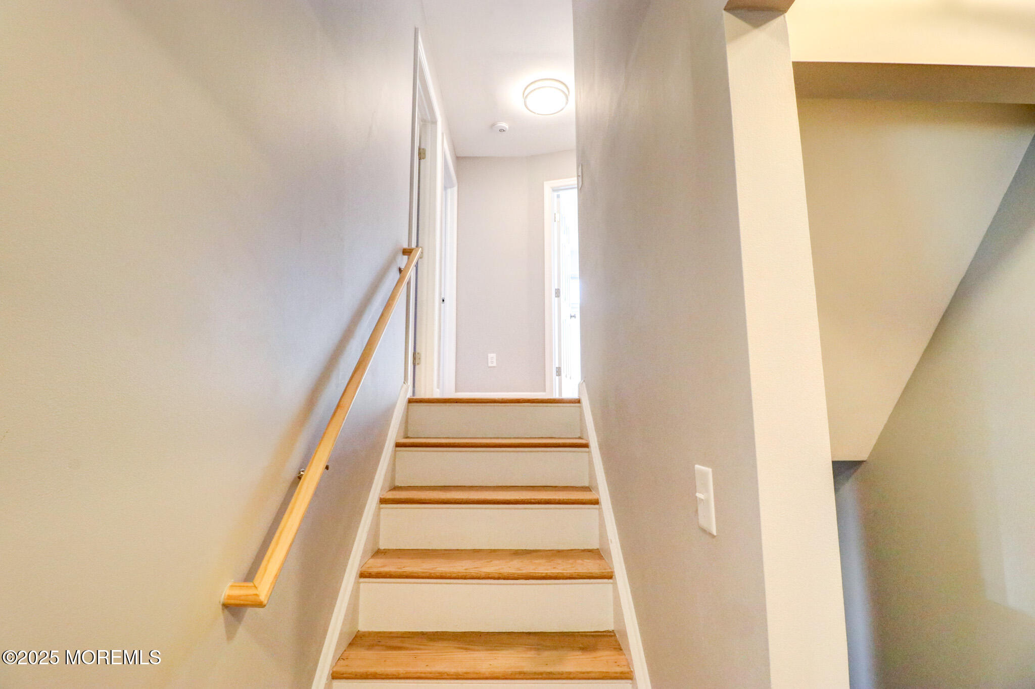42 Cherry Tree Farm Road Middletown, NJ 07748 - Photo 22 of 40 stairs