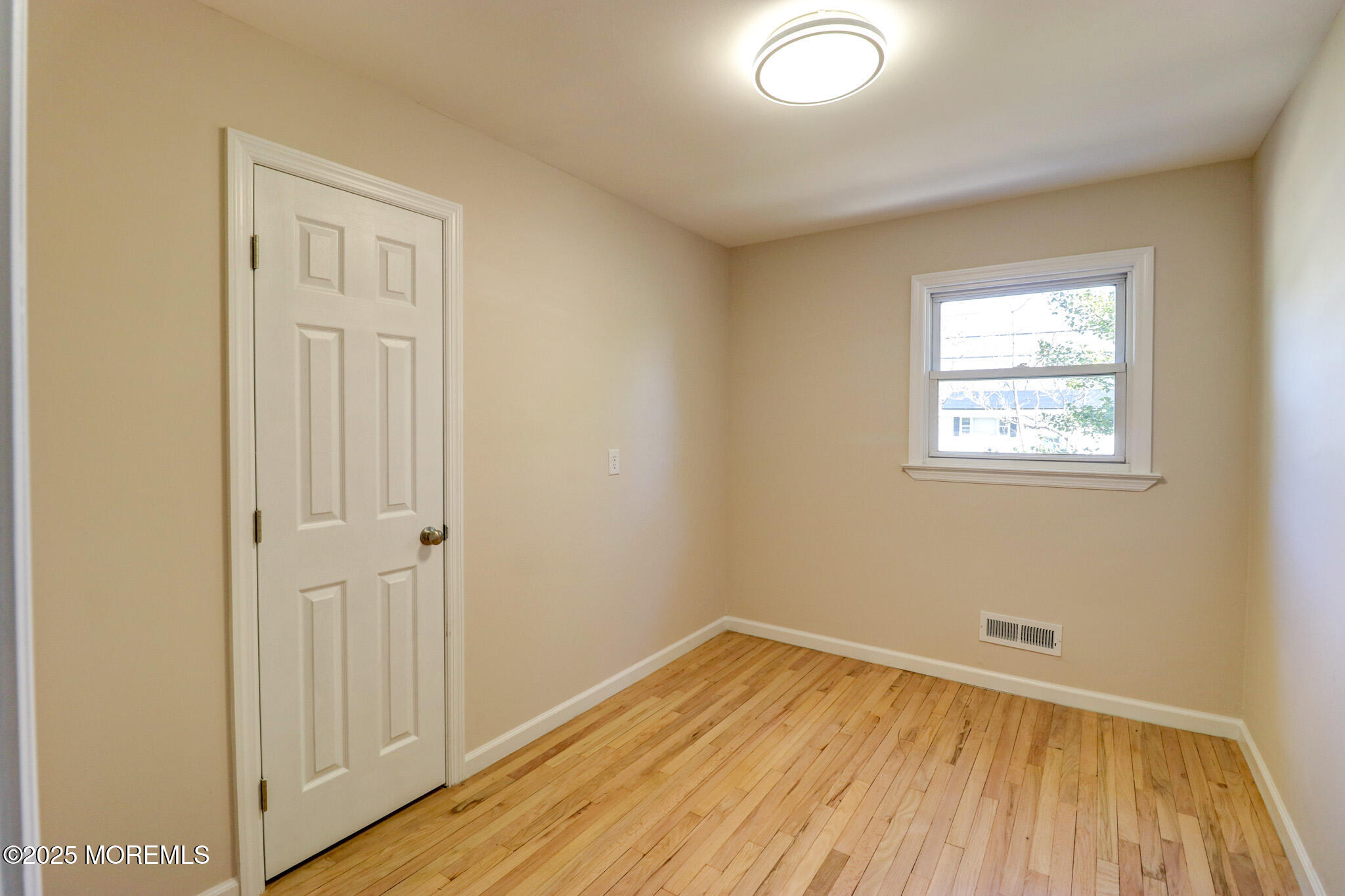 42 Cherry Tree Farm Road Middletown, NJ 07748 - Photo 28 of 40 secondbr