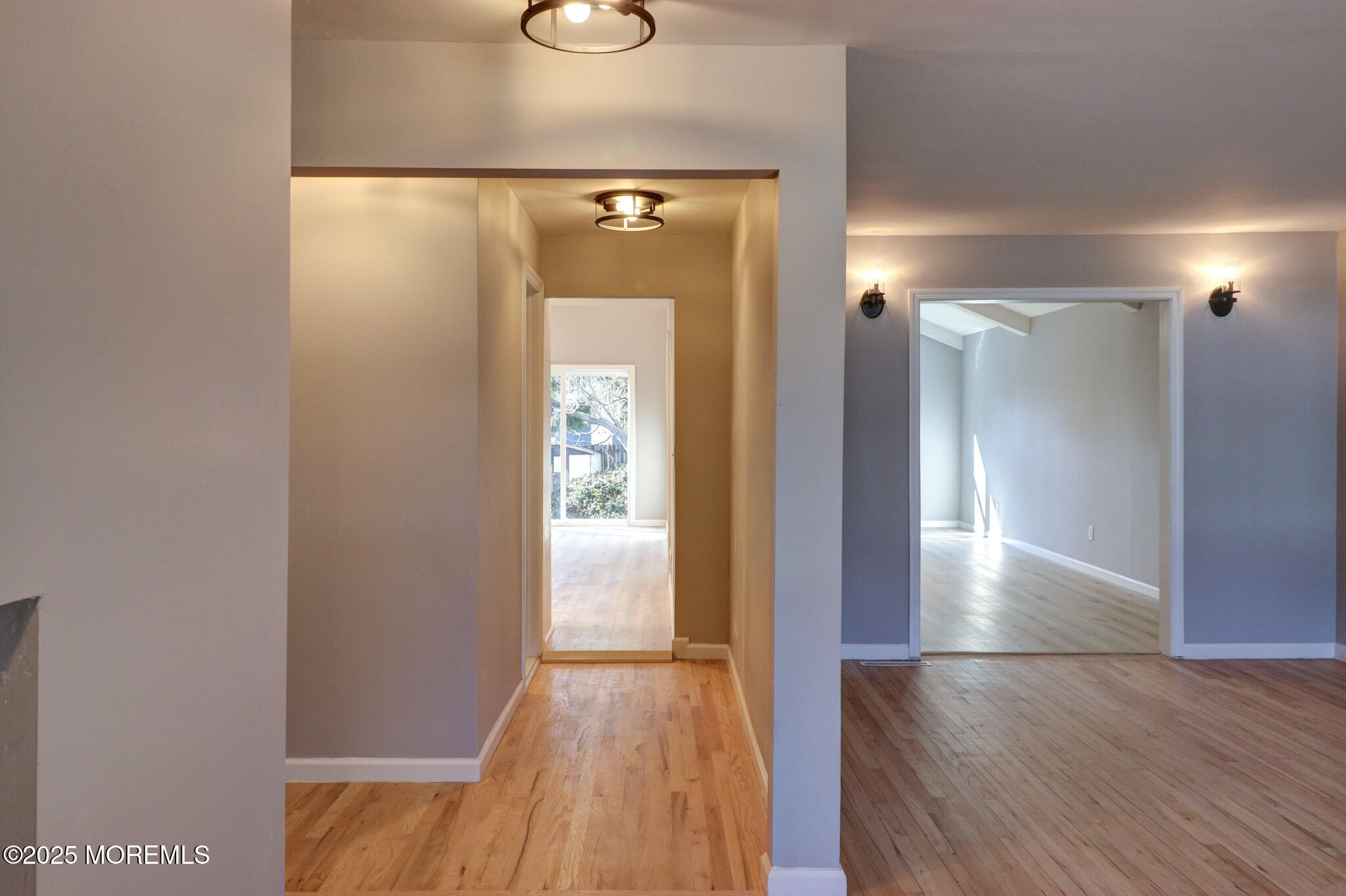 42 Cherry Tree Farm Road Middletown, NJ 07748 - Photo 3 of 40 entrancefoyer