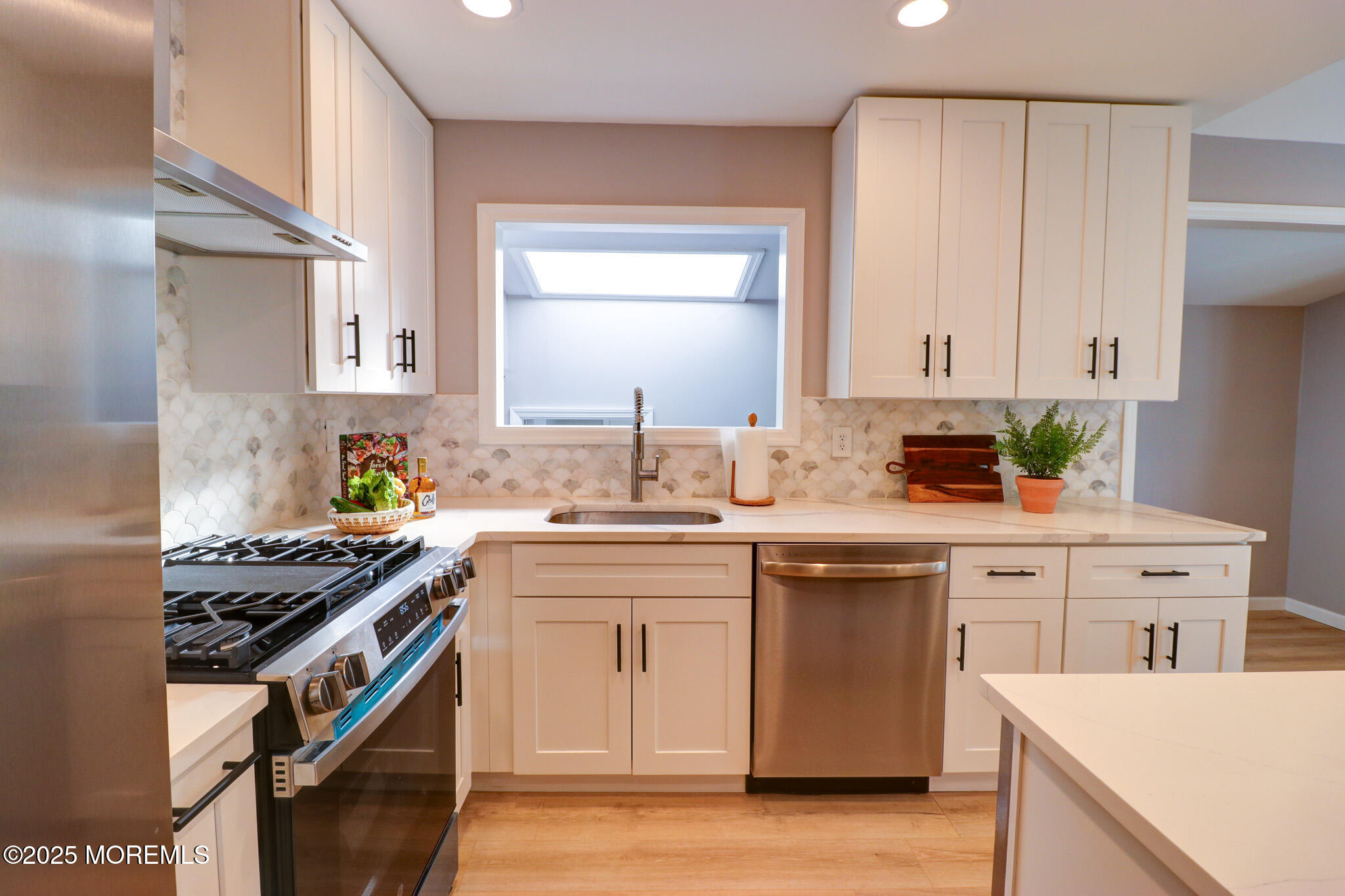 42 Cherry Tree Farm Road Middletown, NJ 07748 - Photo 10 of 40 kitchen-2