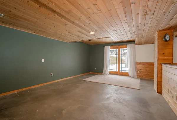 $315,000 | 104 Northwest Avenue, Bovey, MN 55709