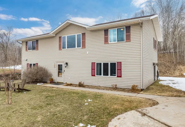 $315,000 | 104 Northwest Avenue, Bovey, MN 55709