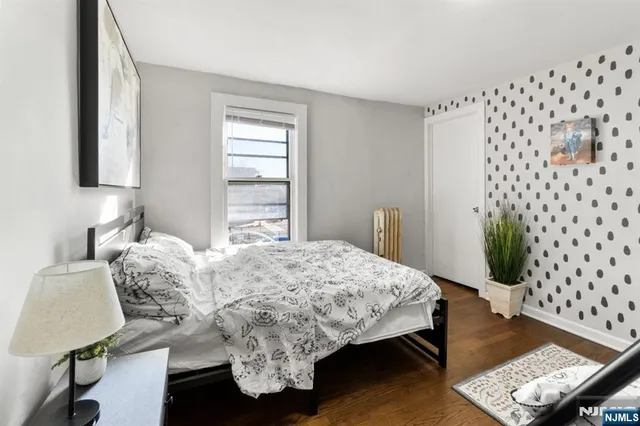 $599,999 | 9 East 51st Street, Bayonne, NJ 07002