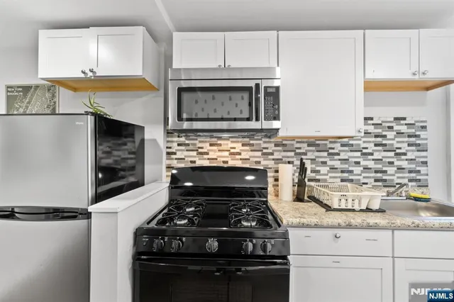 $599,999 | 9 East 51st Street, Bayonne, NJ 07002