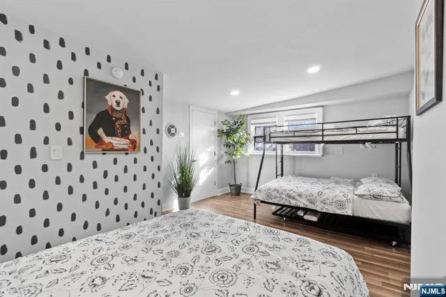 $599,999 | 9 East 51st Street, Bayonne, NJ 07002