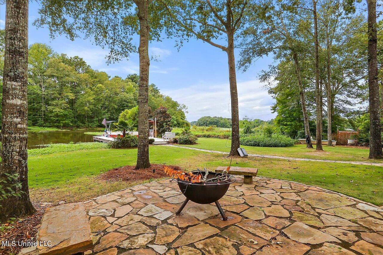 1109 Foxpoint Brandon, MS 39047 - Photo 63 of 99 60-1109 Foxpoint