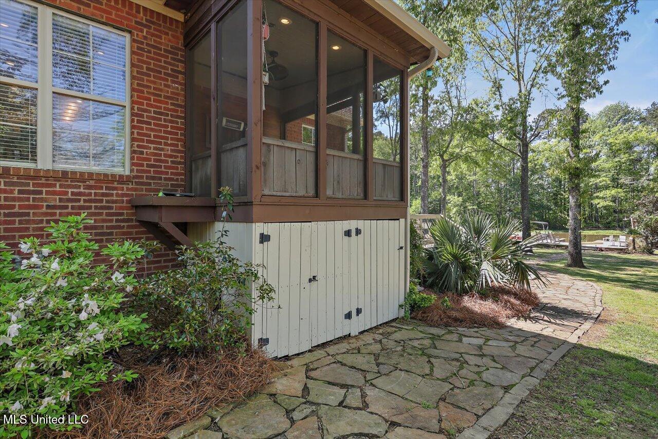 1109 Foxpoint Brandon, MS 39047 - Photo 76 of 99 069-1109 Foxpoint