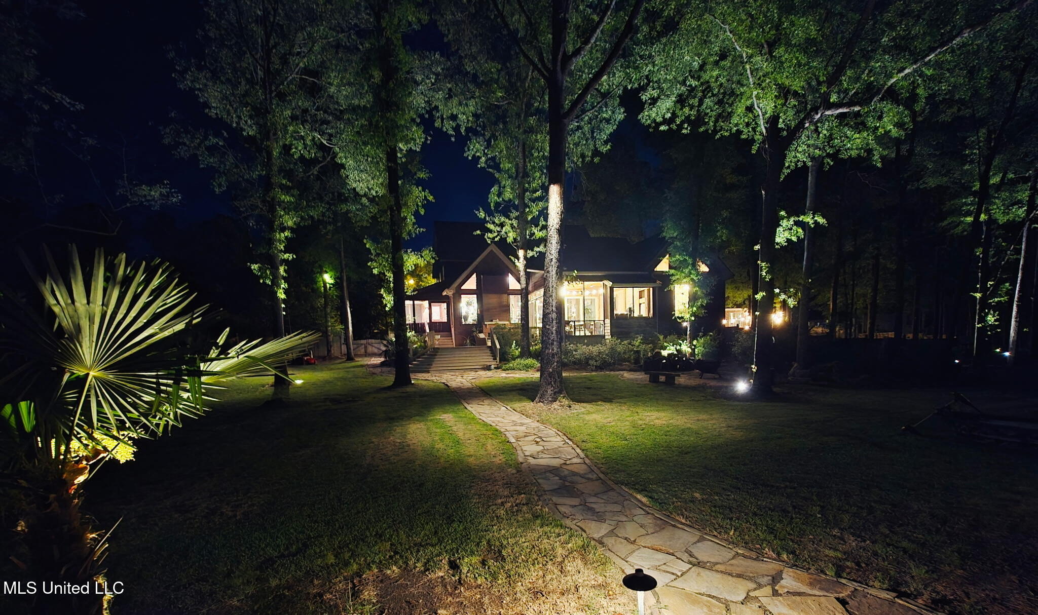 1109 Foxpoint Brandon, MS 39047 - Photo 93 of 99 6743638820030657008