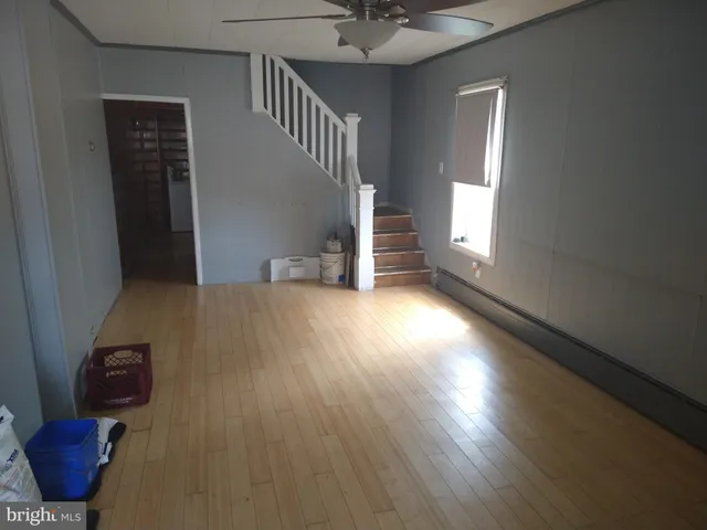 $950 | 634 East 4th Street, Mount Carmel, PA 17851