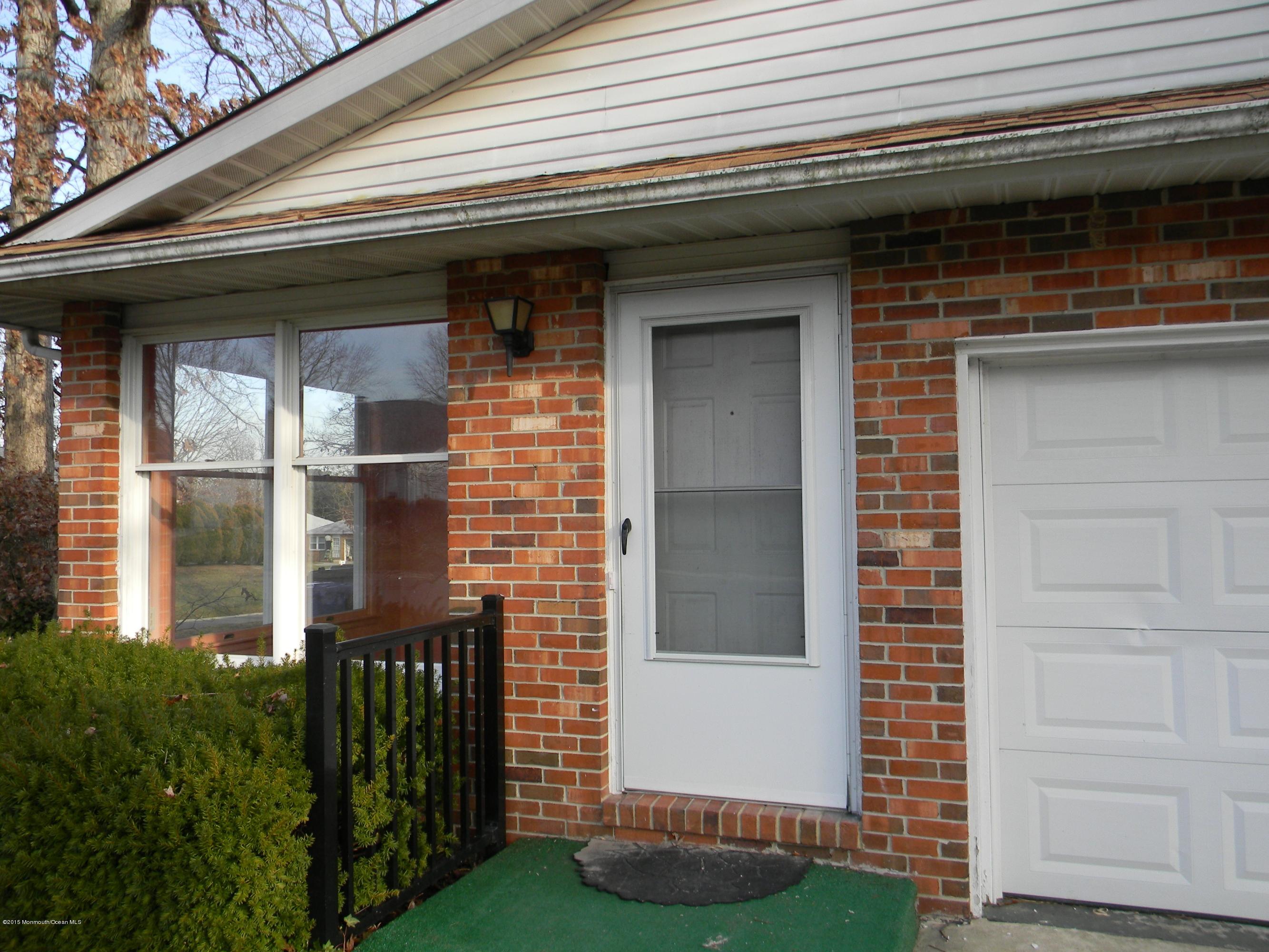 41 Sycamore Access Road, Unit 15 Manahawkin, NJ 08050 - Photo 11 of 13 012