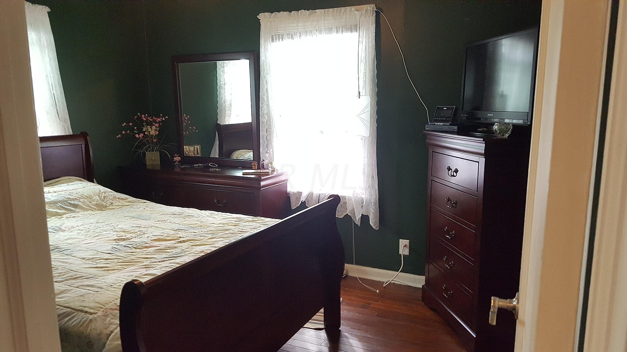 1835 Huy Road Columbus, OH 43224 - Photo 8 of 17 Gallery Image 8