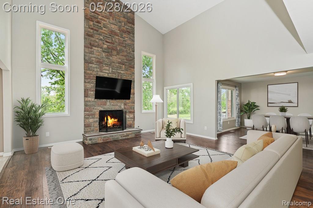 1323 Bembridge Drive Rochester Hills, MI 48307 - Photo 4 of 33