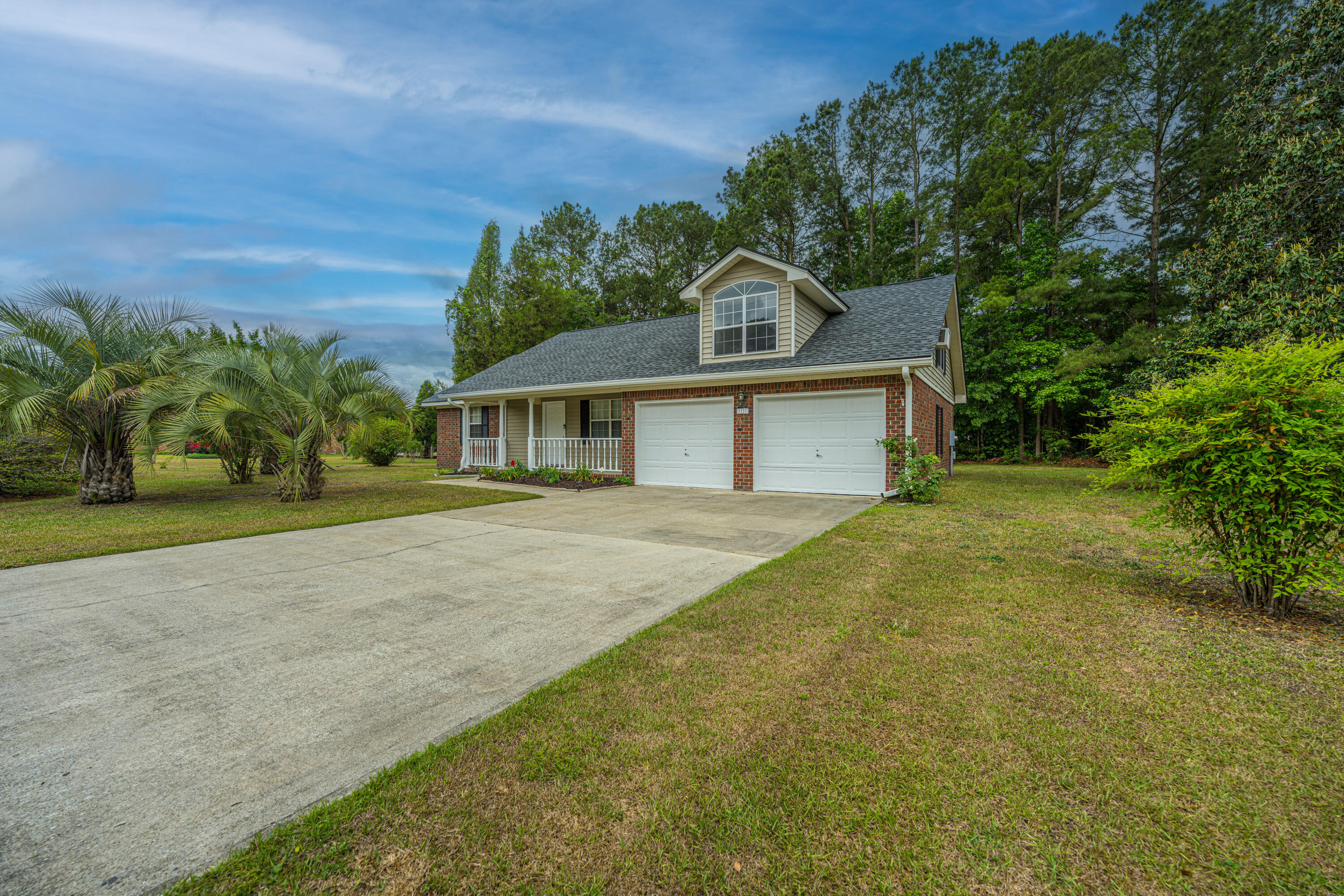 3337 Pinewood Drive Ladson, SC 29456 - Photo 2 of 38 3337PinewoodDr002