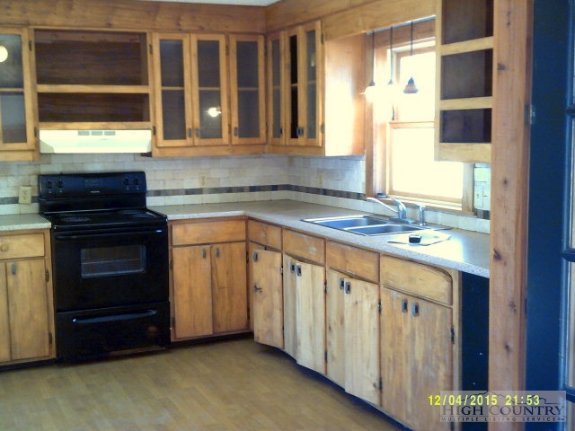 458 White Oak Road Boone, NC 28607 - Photo 6 of 45 Gallery Image 6