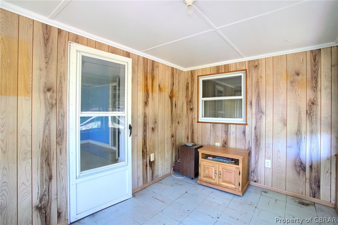 8651 Guinea Road Hayes, VA 23072 - Photo 19 of 36 Porch