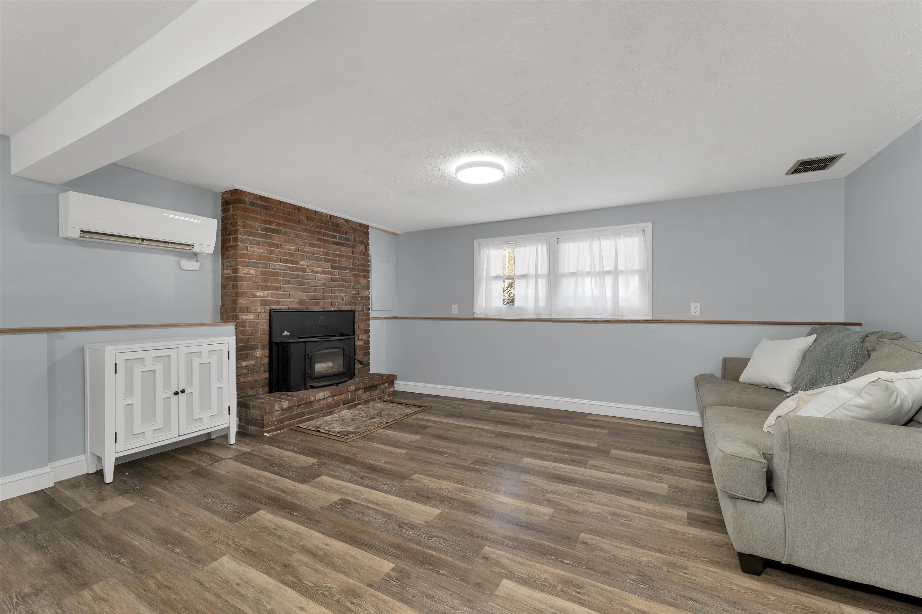51 Bedard Avenue Derry, NH 03038 - Photo 29 of 34