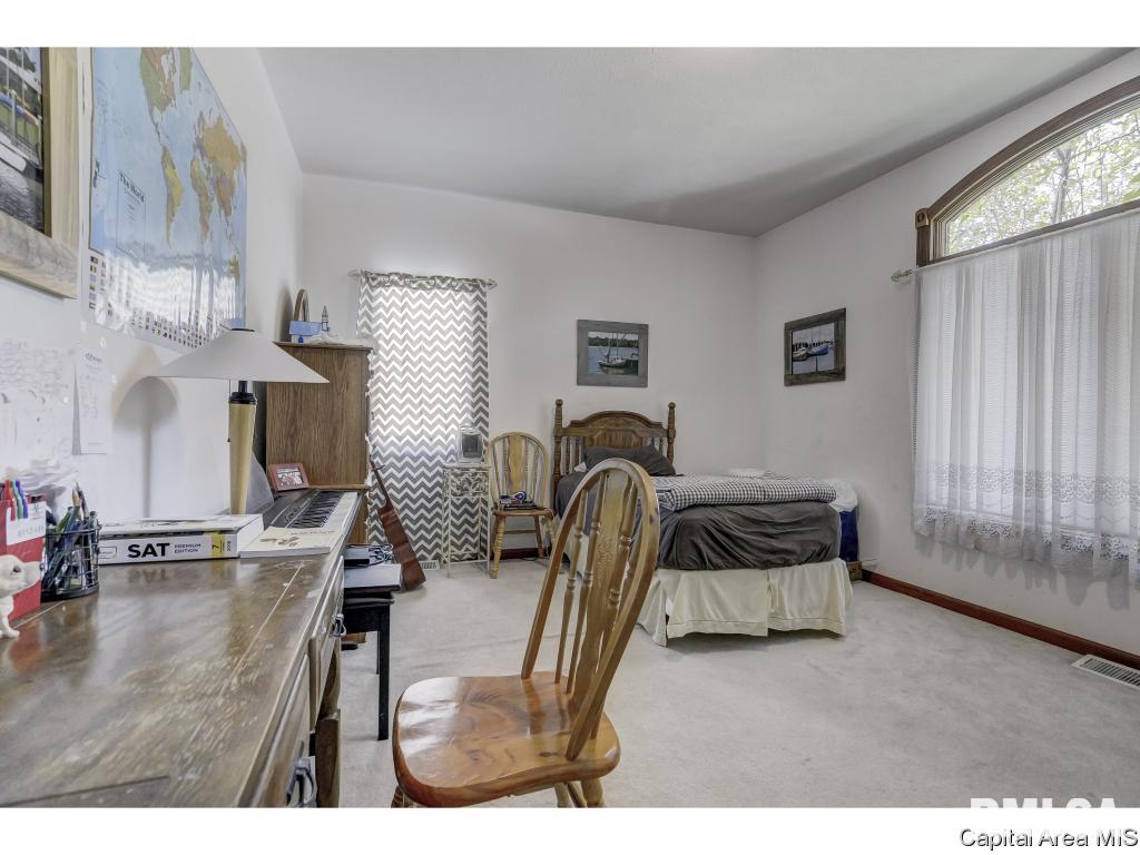 3916 Surry Pl Lane Springfield, IL 62711 - Photo 17 of 36