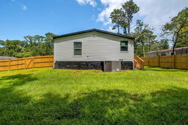 $180,000 | 223 Tropicaire Street, Tallahassee, FL 32305