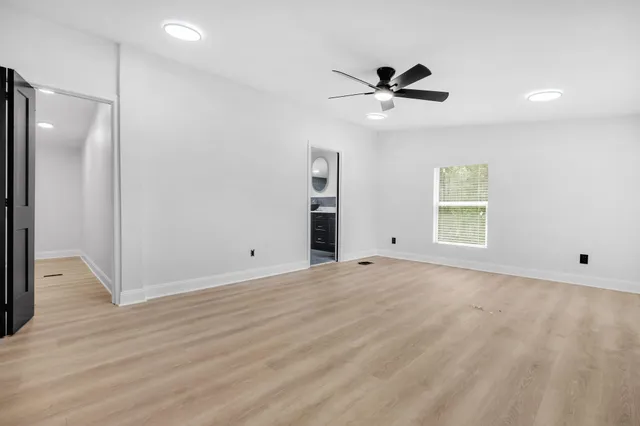 $180,000 | 223 Tropicaire Street, Tallahassee, FL 32305